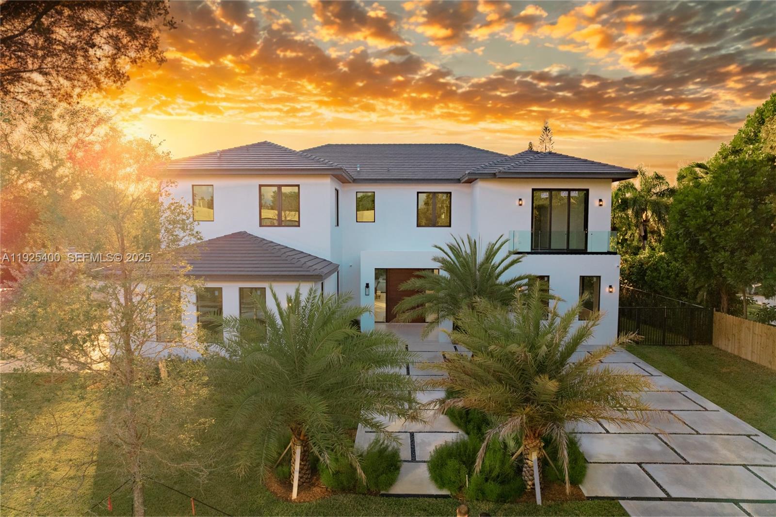 Pinecrest, Florida, 33156, United States, 6 Bedrooms Bedrooms, ,8 BathroomsBathrooms,Residential,For Sale,2003369