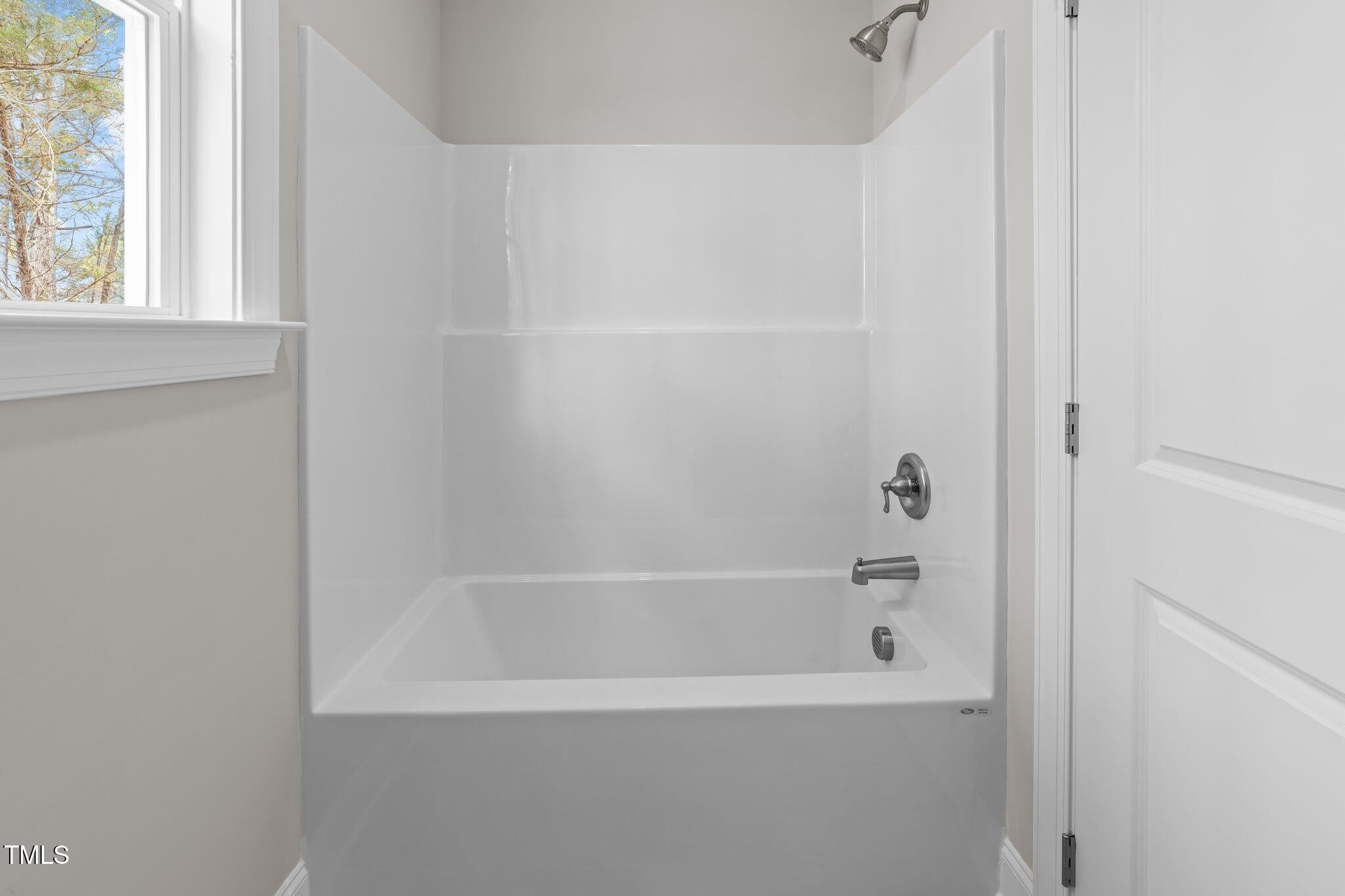 Youngsville, North Carolina, 27596, United States, 3 Bedrooms Bedrooms, ,3 BathroomsBathrooms,Residential,For Sale,1696993