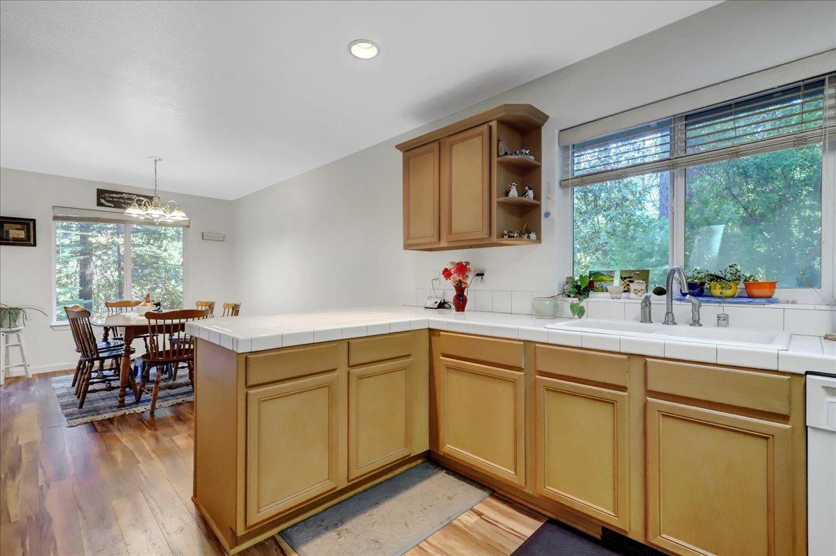 17377 Broken Arrow Place, Nevada City, California, 95959, United States, 4 Bedrooms Bedrooms, ,2 BathroomsBathrooms,Residential,For Sale,17377 Broken Arrow Place,1612581
