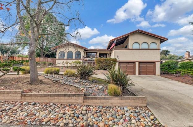 Hollister, California, 95023, United States, 3 Bedrooms Bedrooms, ,2 BathroomsBathrooms,Residential,For Sale,2005806