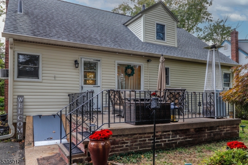 Rahway City, New Jersey, 07065, United States, 4 Bedrooms Bedrooms, ,2 BathroomsBathrooms,Residential,For Sale,1986510