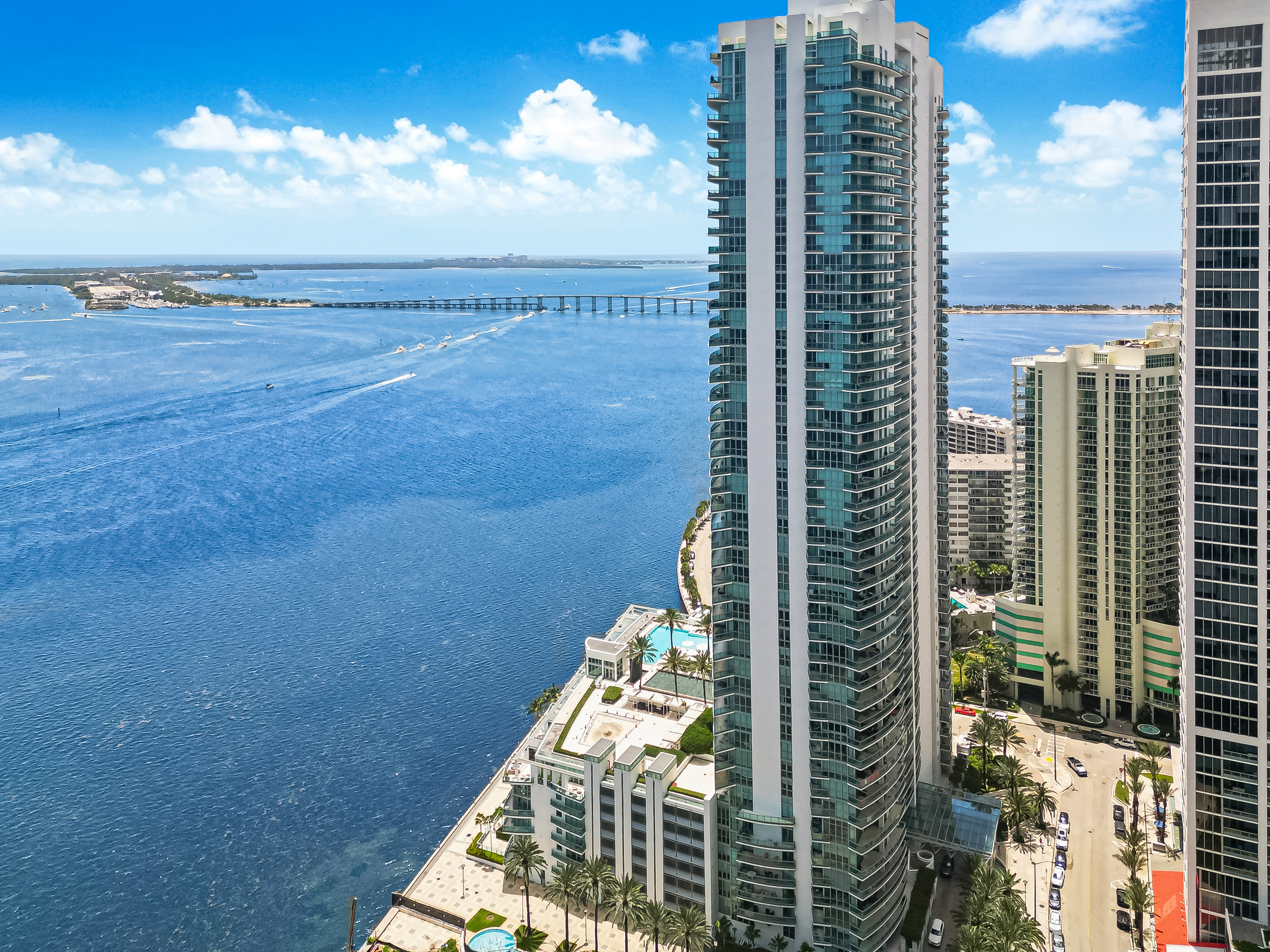  1331 Brickell Bay Dr, Miami, FL, 33131 - 物件實景