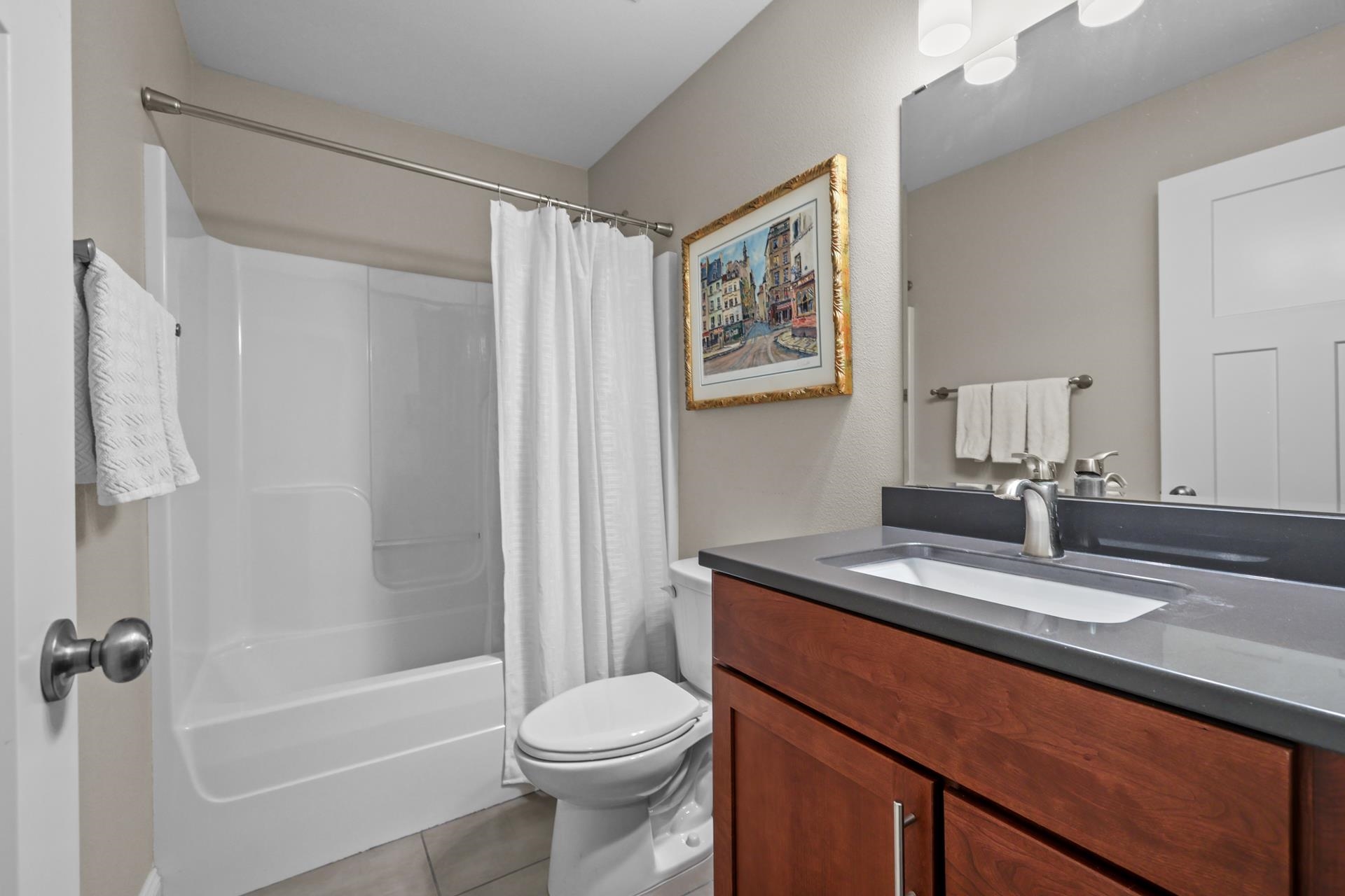 Minot, North Dakota, 58701, United States, 4 Bedrooms Bedrooms, ,3 BathroomsBathrooms,Residential,For Sale,1980886