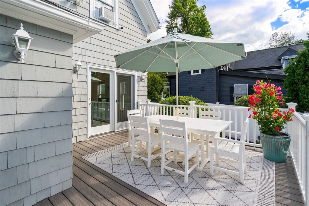 Milton, Massachusetts, 02186, United States, 3 Bedrooms Bedrooms, ,1 BathroomBathrooms,Residential,For Sale,1939202