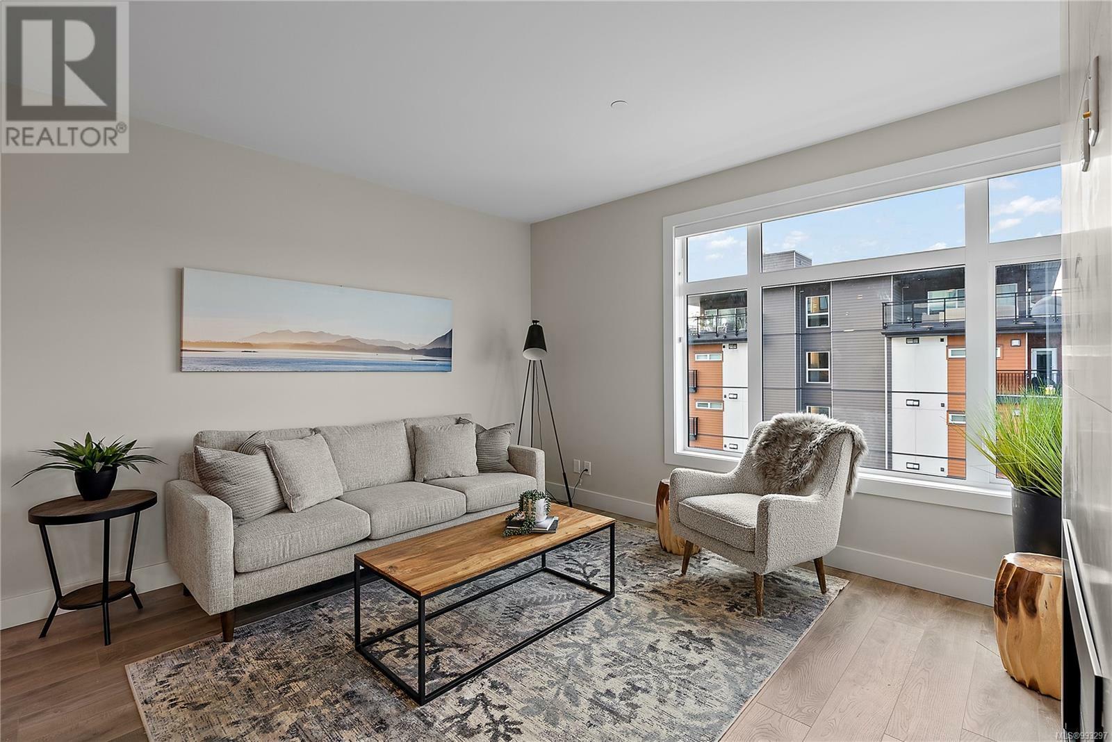 CENTRAL SAANICH, British Columbia, V8M 0B9, CA, 2 Bedrooms Bedrooms, ,2 BathroomsBathrooms,Residential,For Sale,1874093