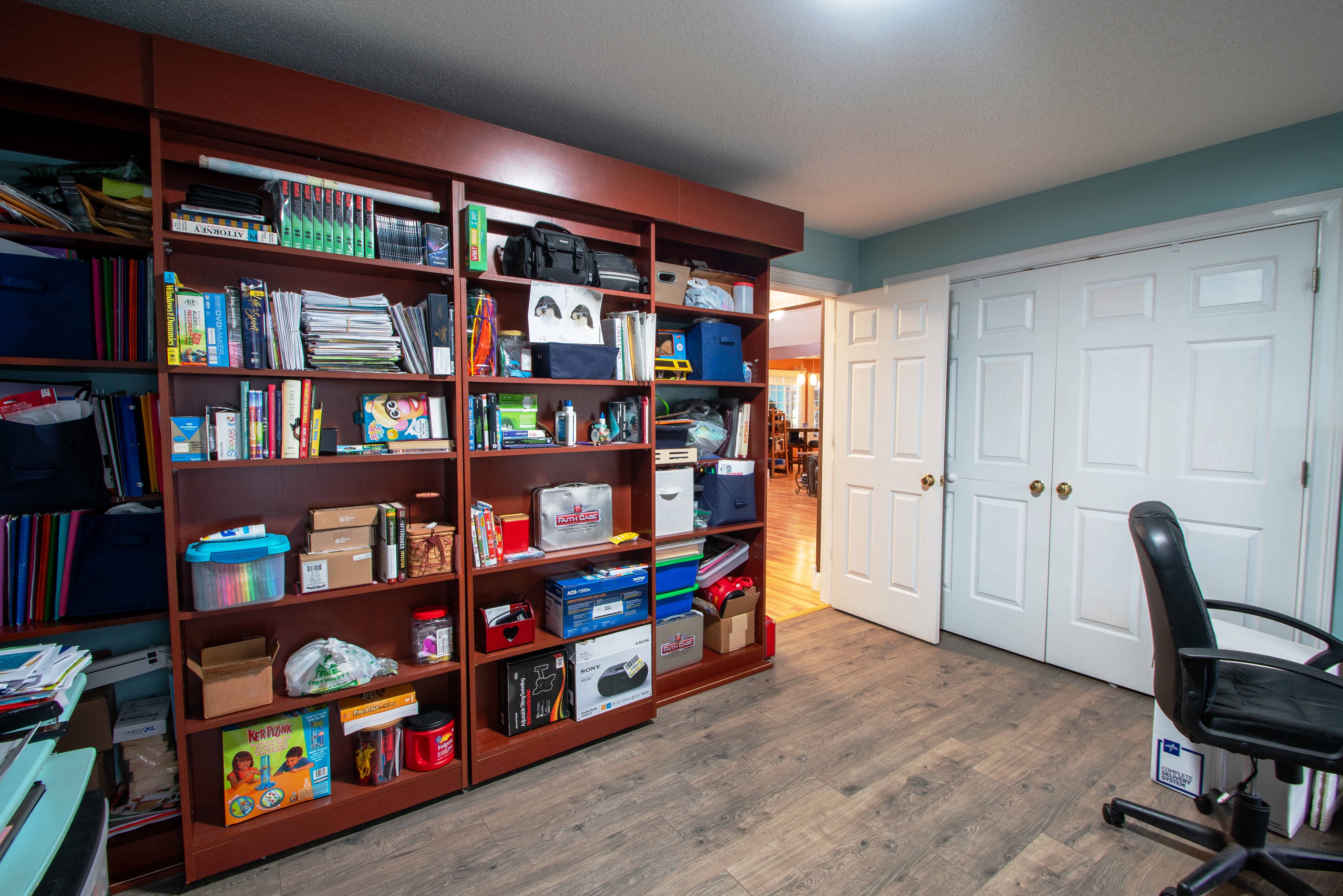 Paducah, Kentucky, 42003, United States, 4 Bedrooms Bedrooms, ,2 BathroomsBathrooms,Residential,For Sale,1974262