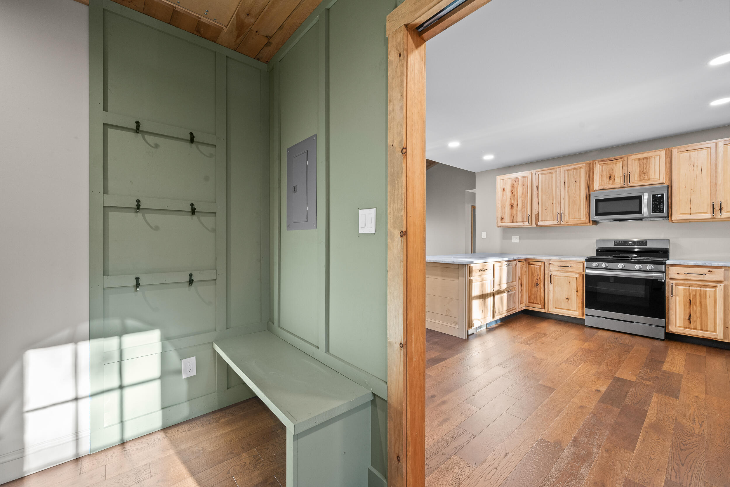 Fryeburg, Maine, 04037, United States, 2 Bedrooms Bedrooms, ,2 BathroomsBathrooms,Residential,For Sale,1988227