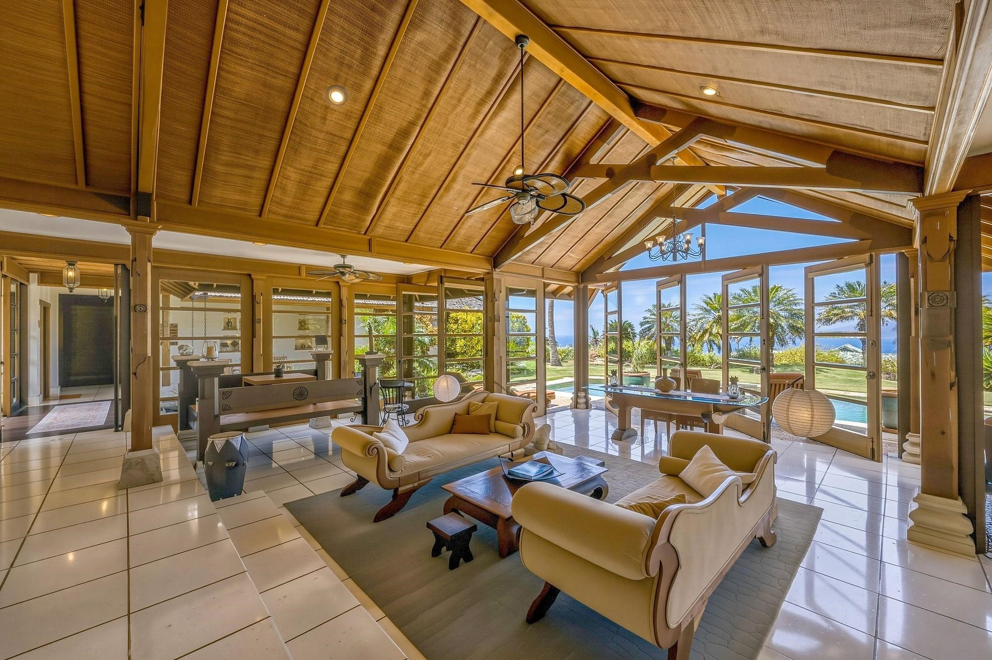 Awaiku St, Lahaina, HI 96761