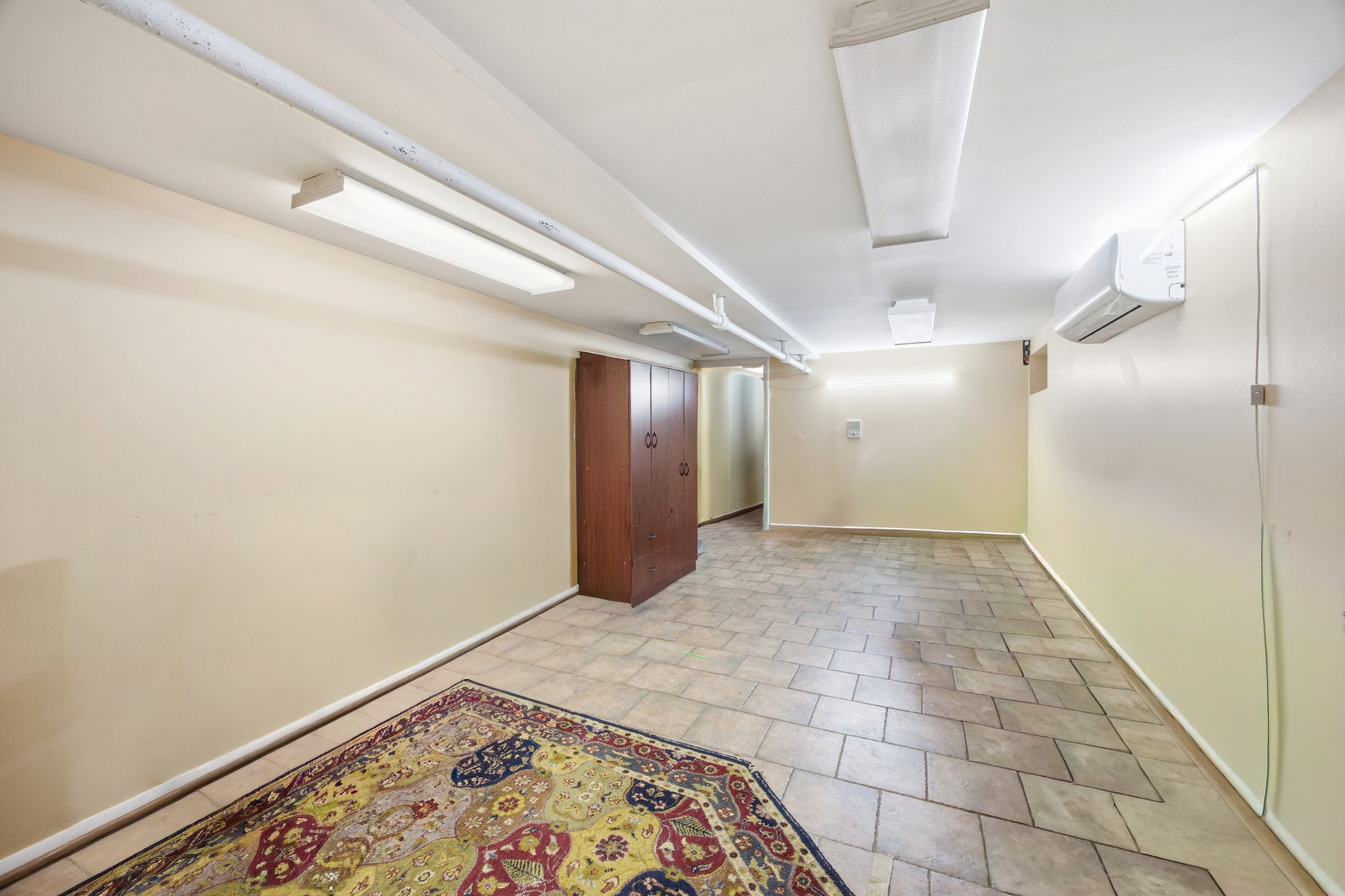  3404 Avenue L - 物件實景