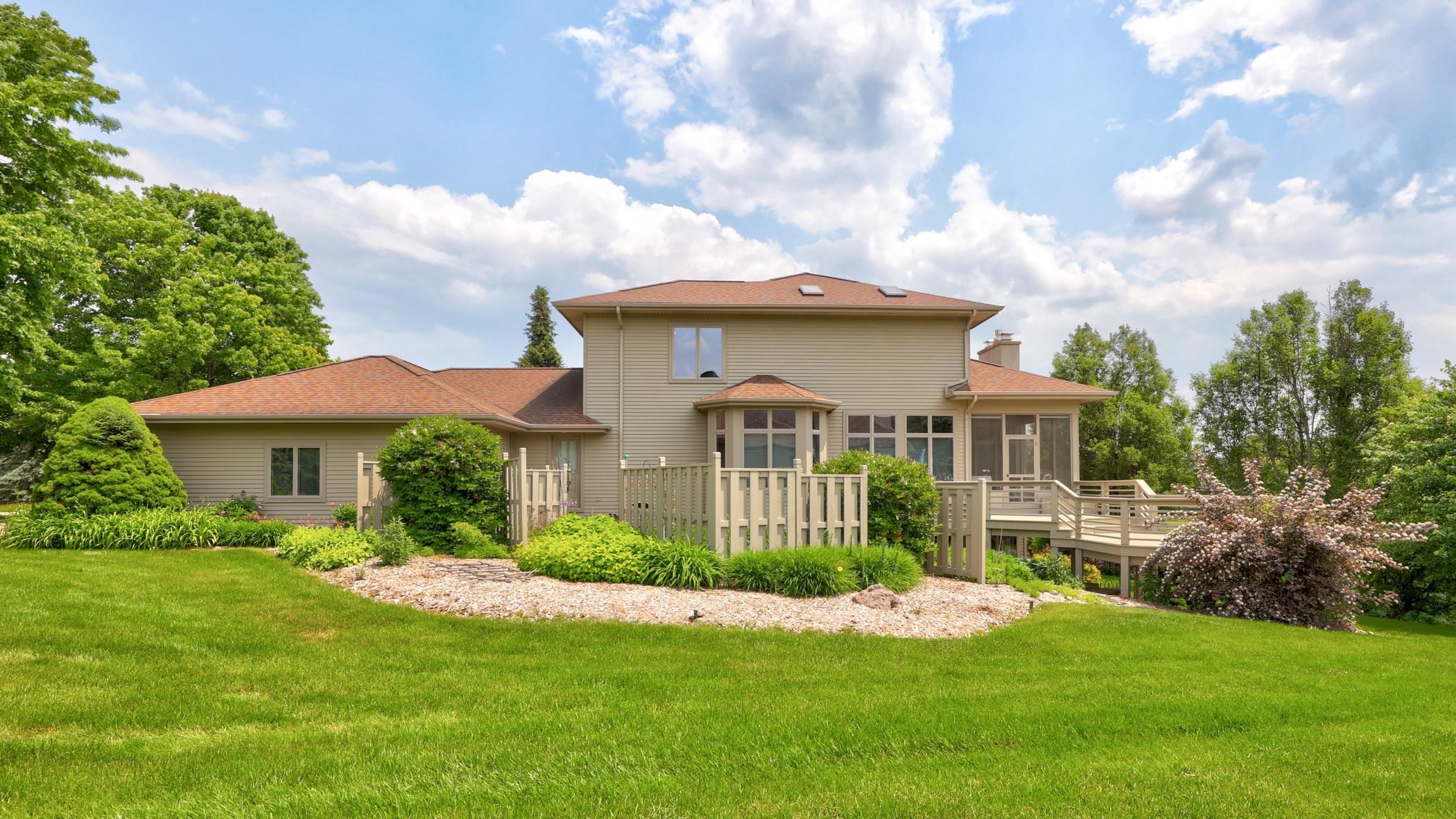 Frankenmuth, Michigan, 48734, United States, 3 Bedrooms Bedrooms, ,4 BathroomsBathrooms,Residential,For Sale,1938182