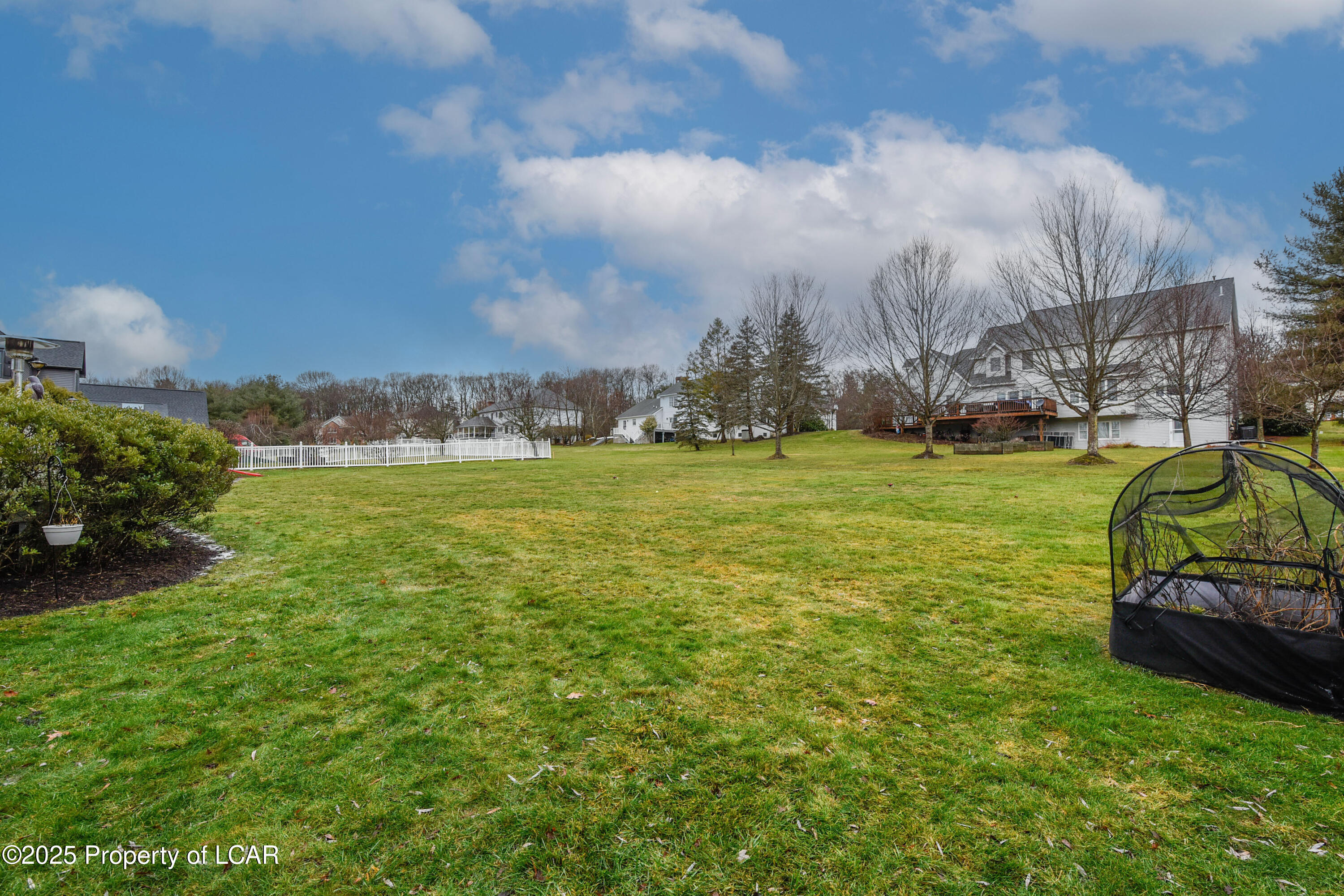 Dallas, Pennsylvania, 18612, United States, 4 Bedrooms Bedrooms, ,3 BathroomsBathrooms,Residential,For Sale,2005553
