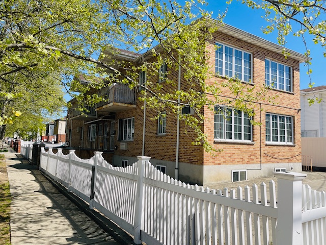 South Ozone Park, New York, 11436, United States, 11 Bedrooms Bedrooms, ,6 BathroomsBathrooms,Residential,For Sale,1983051