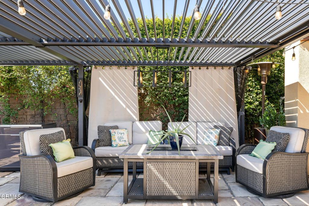 Azusa, California, 91702, United States, 4 Bedrooms Bedrooms, ,4 BathroomsBathrooms,Residential,For Sale,1987831