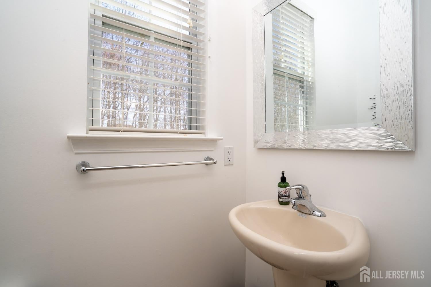 Monroe, New Jersey, 08831, United States, 4 Bedrooms Bedrooms, ,3 BathroomsBathrooms,Residential,For Sale,1873175