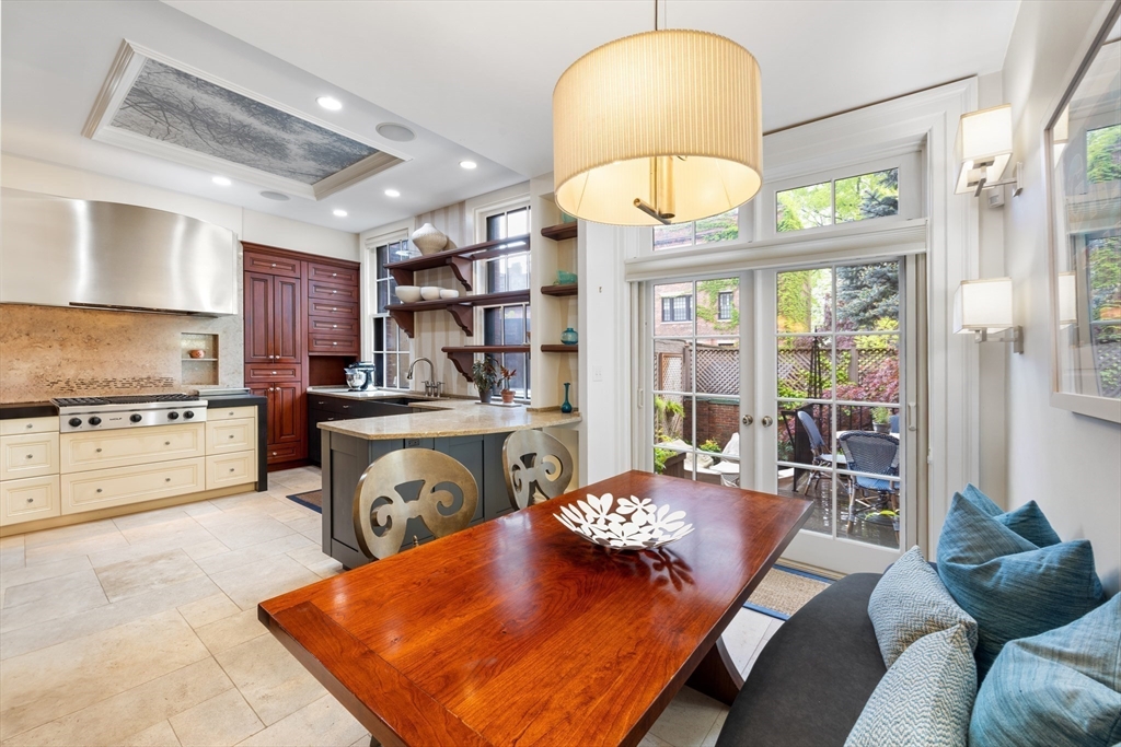 Boston, Massachusetts, 02108, United States, 5 Bedrooms Bedrooms, ,6 BathroomsBathrooms,Residential,For Sale,1950869
