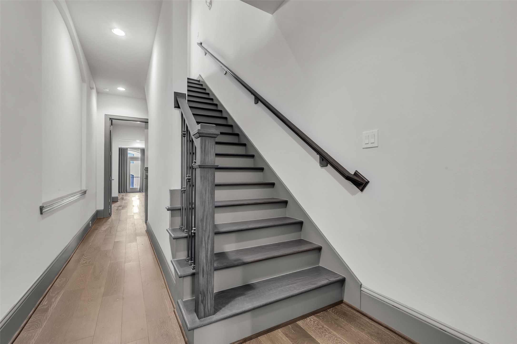 Houston, Texas, 77008, United States, 4 Bedrooms Bedrooms, ,4 BathroomsBathrooms,Residential,For Sale,1989556