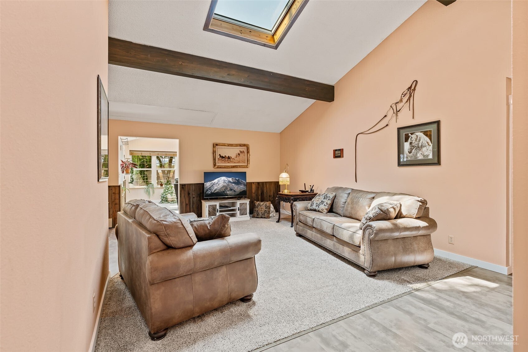 Ellensburg, Washington, 98926, United States, 3 Bedrooms Bedrooms, ,1 BathroomBathrooms,Residential,For Sale,1902528