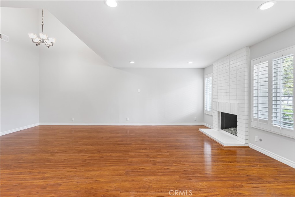 Irvine, California, 92604, United States, 3 Bedrooms Bedrooms, ,2 BathroomsBathrooms,Residential,For Sale,1903737