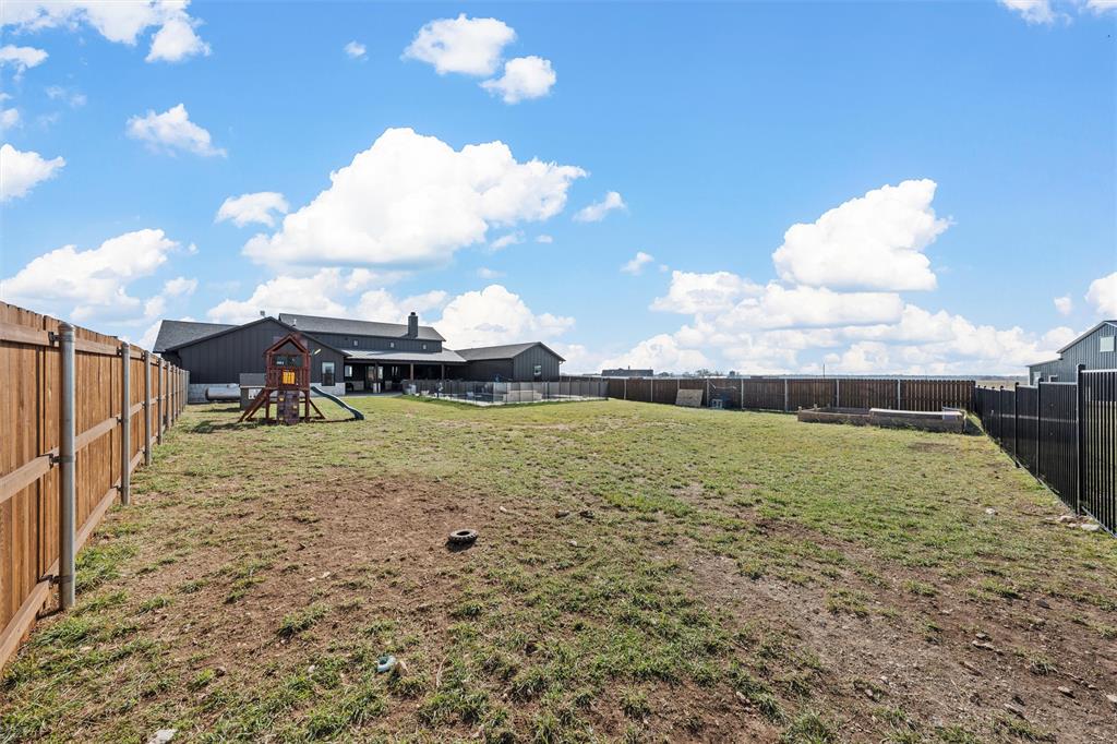 353 Willow Moon Ranch Road, Crawford, Texas, 76638, United States, 6 Bedrooms Bedrooms, ,3 BathroomsBathrooms,Residential,For Sale,353 Willow Moon Ranch Road,1673440