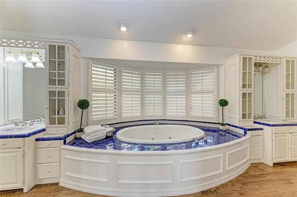 Punta Gorda, Florida, 33983, United States, 4 Bedrooms Bedrooms, ,4 BathroomsBathrooms,Residential,For Sale,1744547