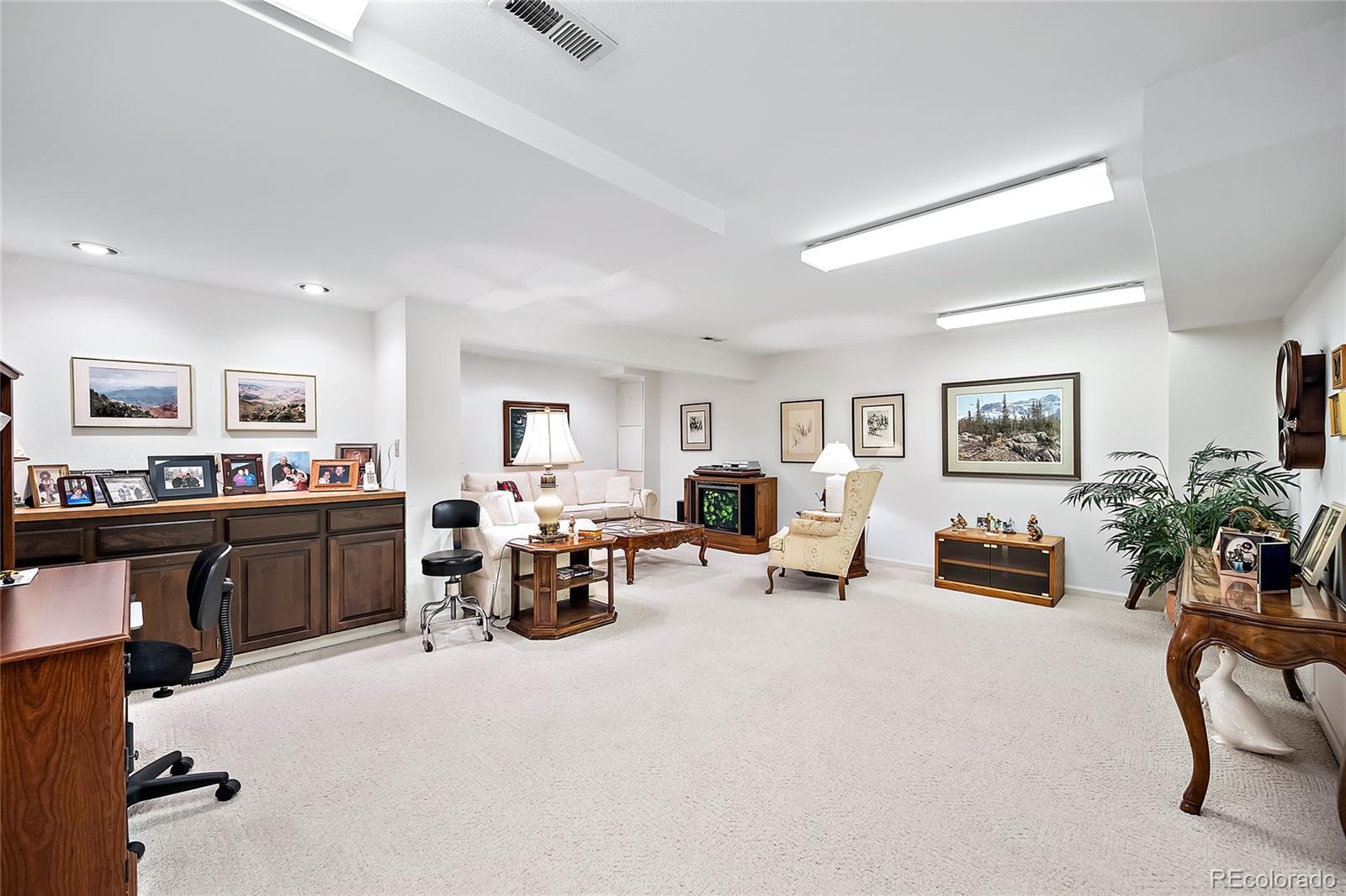 7169 S Poplar Lane, Centennial, Colorado, 80112, United States, 4 Bedrooms Bedrooms, ,2 BathroomsBathrooms,Residential,For Sale,7169 S Poplar Lane,1626299