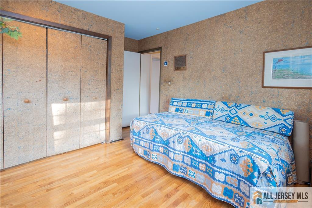 East Brunswick, New Jersey, 08816, United States, 5 Bedrooms Bedrooms, ,3 BathroomsBathrooms,Residential,For Sale,1890709