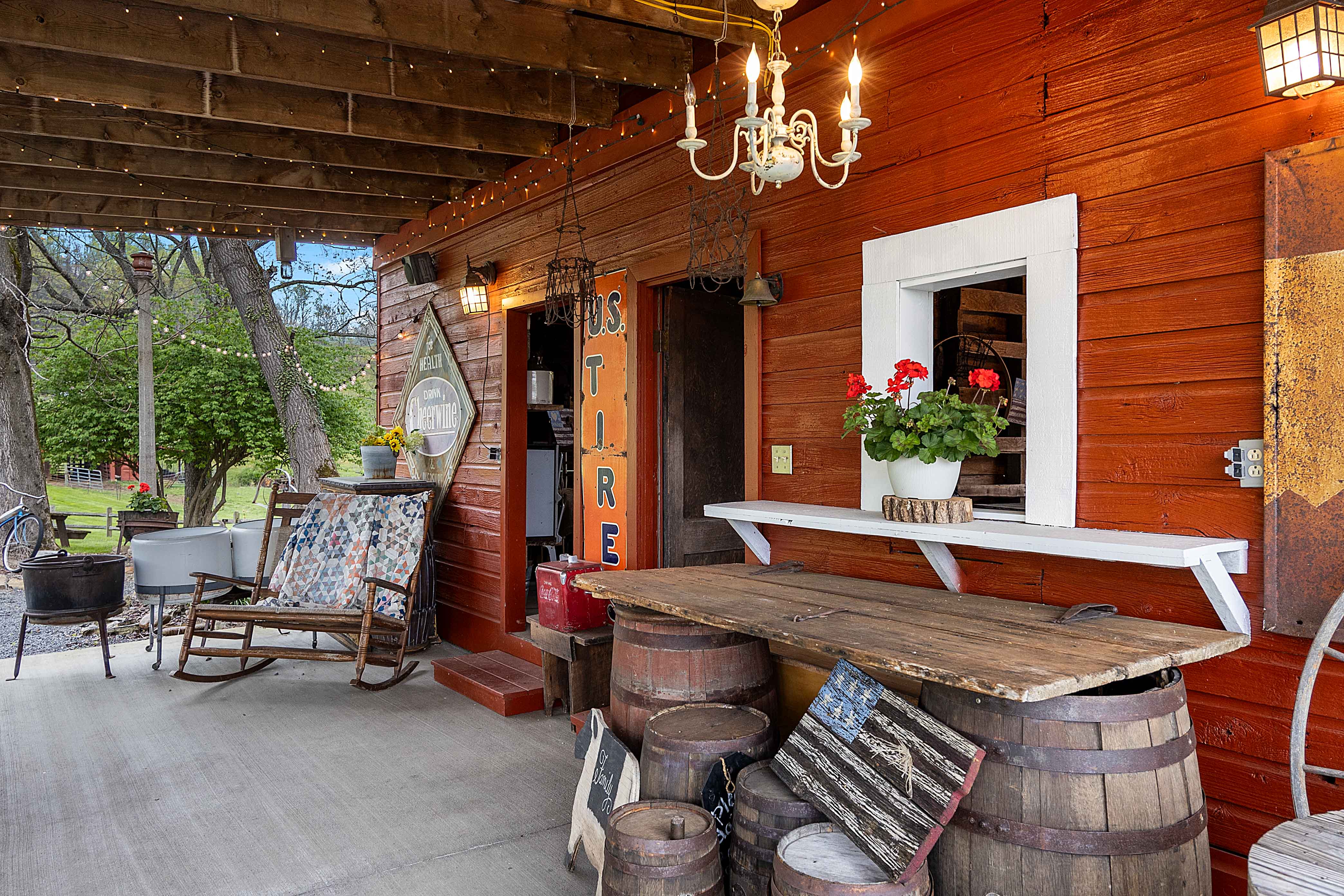  374 Sycamore Shoals Drive, Elizabethton, TN, 37643 - 物件實景