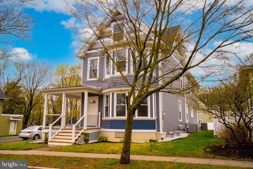 Hightstown, New Jersey, 08520, United States, 7 Bedrooms Bedrooms, ,5 BathroomsBathrooms,Residential,For Sale,1938166