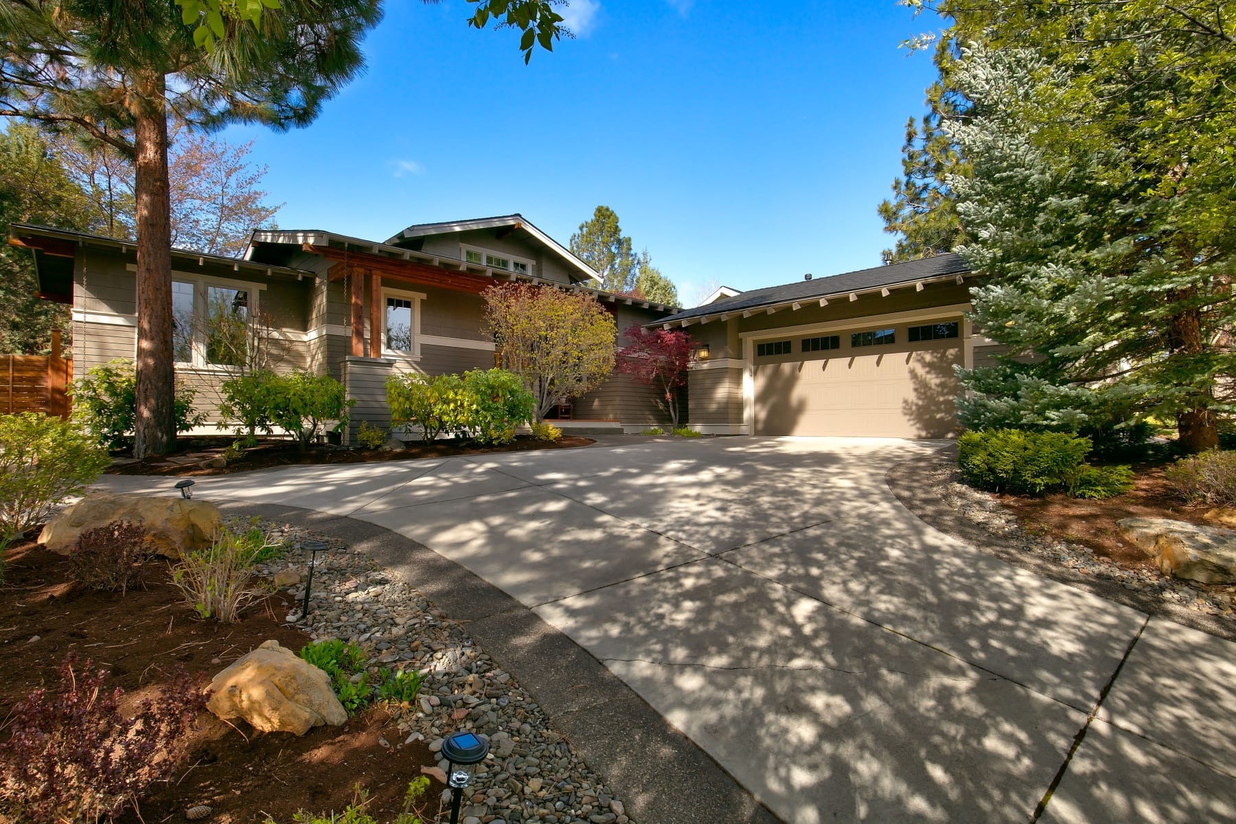  691 NW Yosemite Drive Bend, OR 97703 - 物件實景
