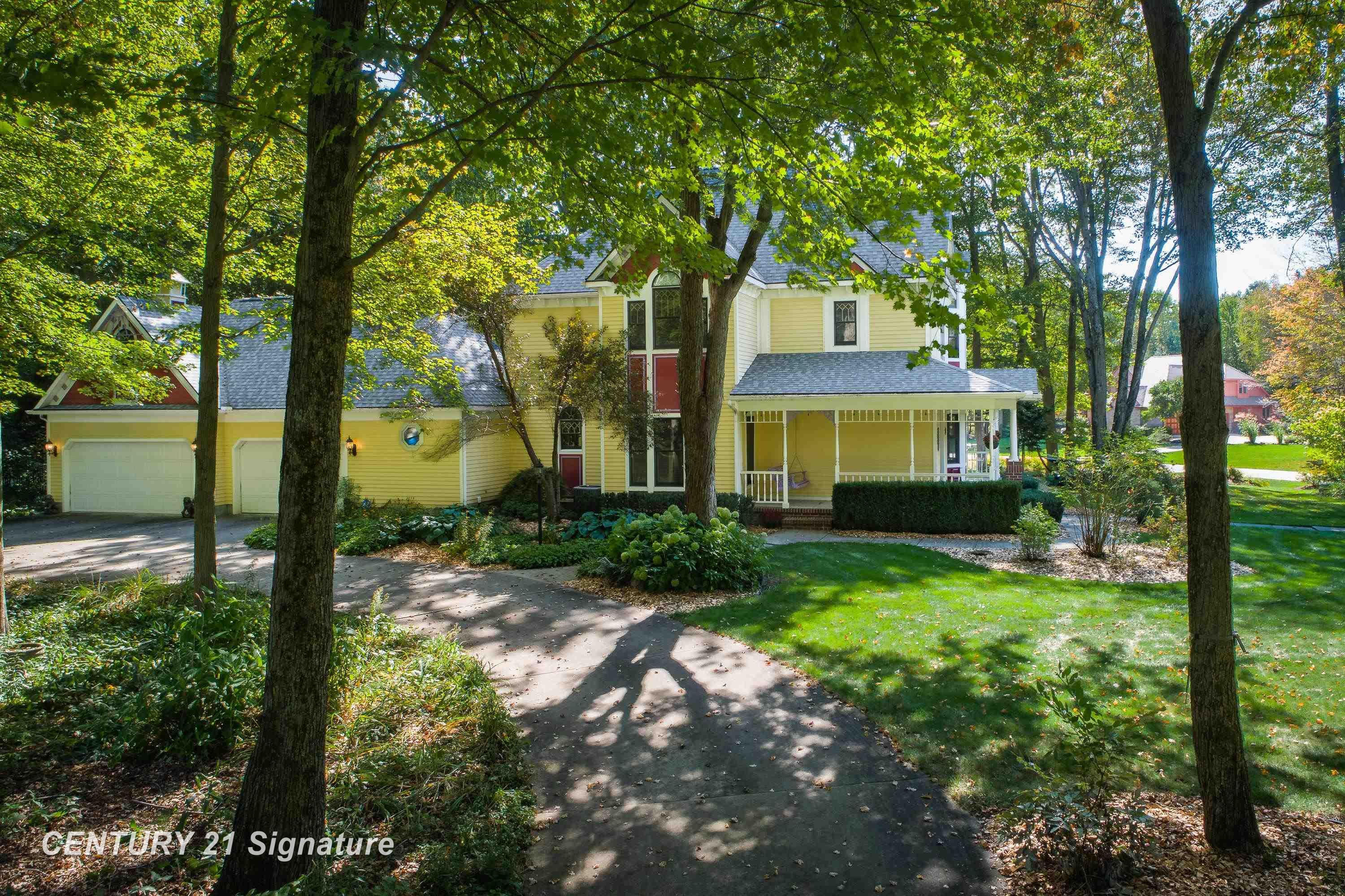 Midland, Michigan, 48642, United States, 5 Bedrooms Bedrooms, ,6 BathroomsBathrooms,Residential,For Sale,1977241