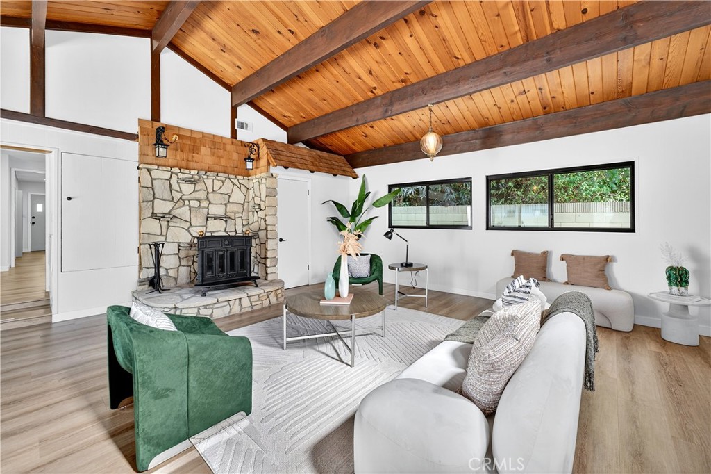 Anaheim, California, 92805, United States, 3 Bedrooms Bedrooms, ,3 BathroomsBathrooms,Residential,For Sale,1927915