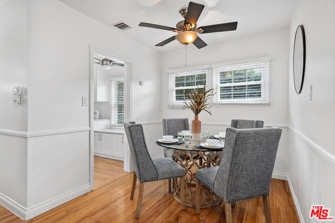 Lake Balboa, California, 91406, United States, 3 Bedrooms Bedrooms, ,1 BathroomBathrooms,Residential,For Sale,1992141