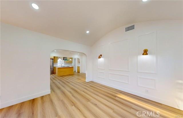 Los Angeles, California, 90018, United States, 3 Bedrooms Bedrooms, ,2 BathroomsBathrooms,Residential,For Sale,1986110