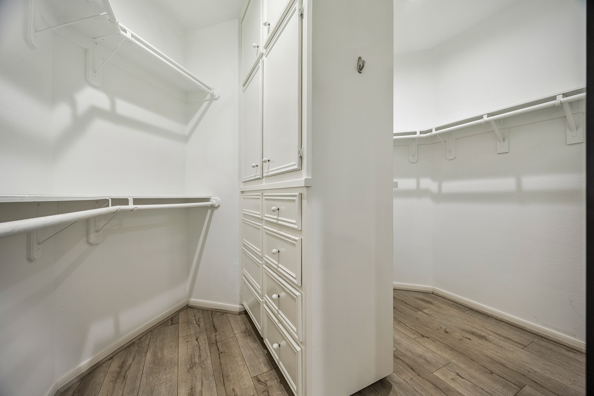  2524 Nantucket Drive C - 物件實景