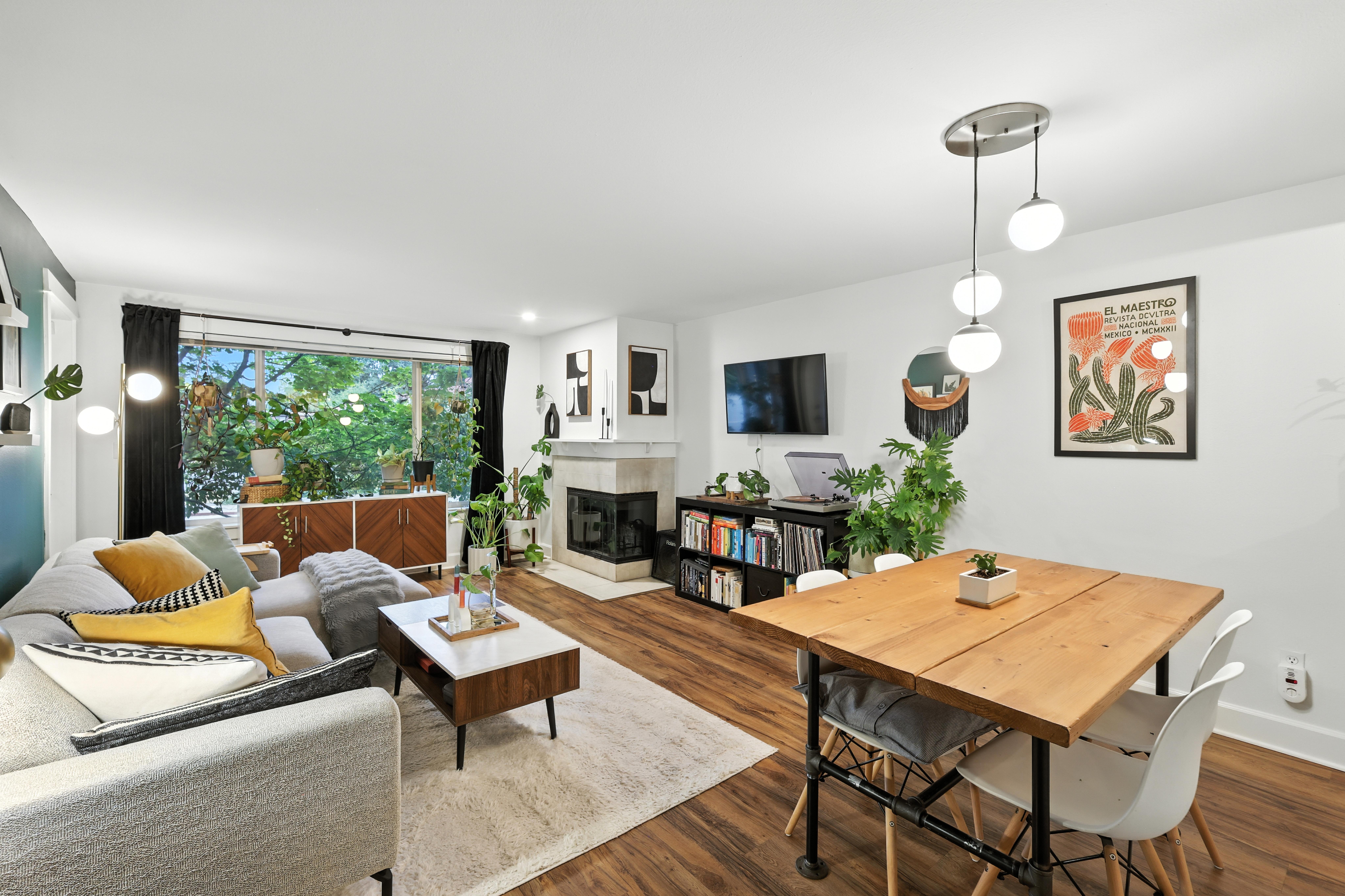 300 N 130th St Unit #7-111, Seattle, WA 98133 