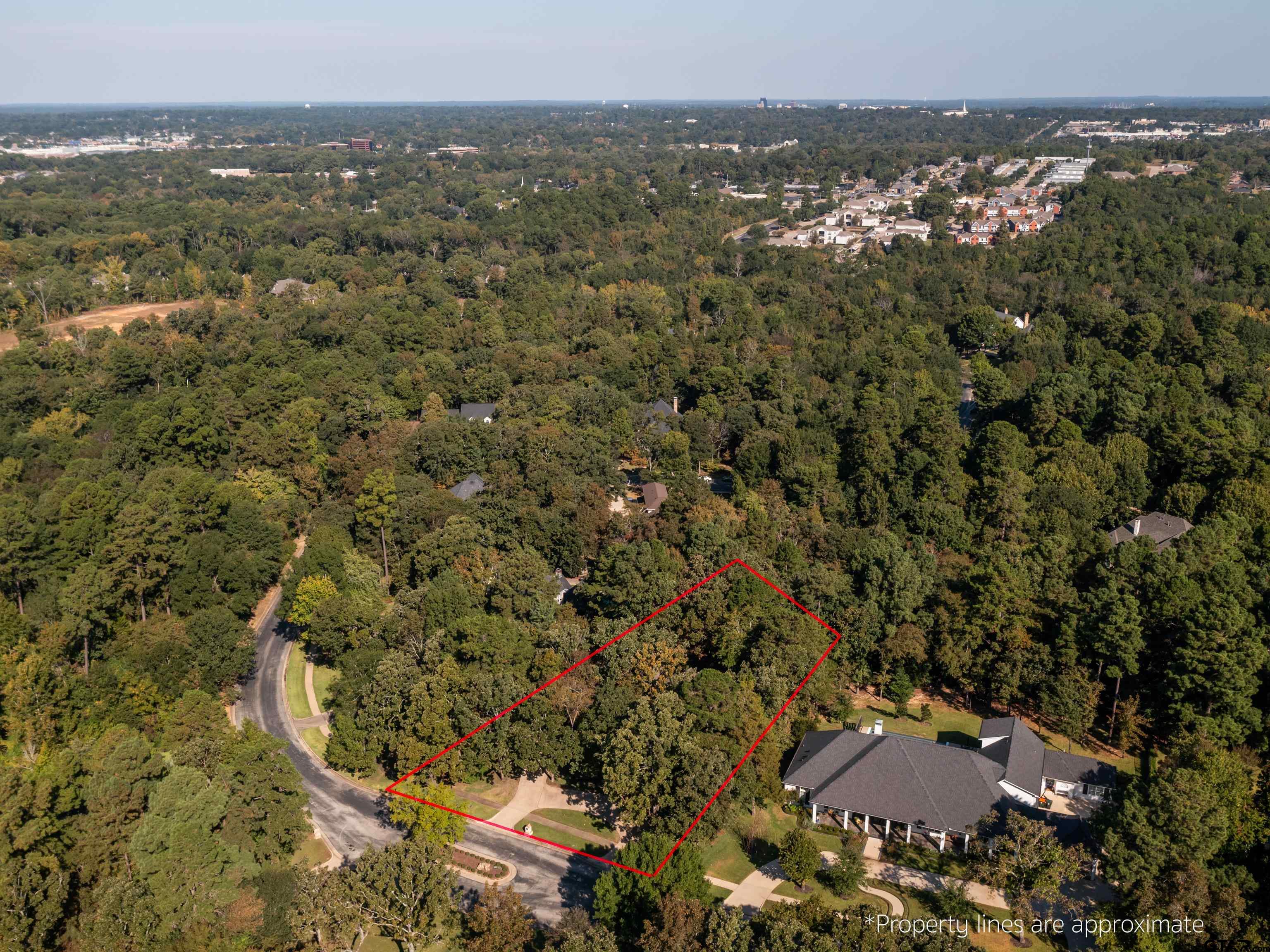 Tyler, Texas, 75703, United States, 4 Bedrooms Bedrooms, ,4 BathroomsBathrooms,Residential,For Sale,1970212