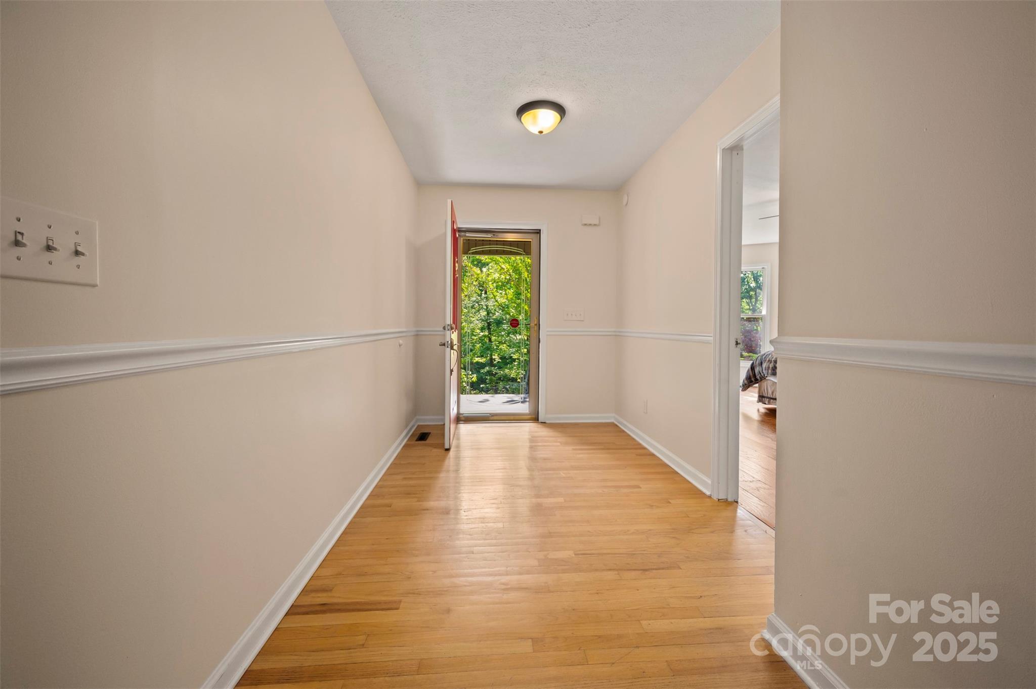 Zirconia, North Carolina, 28790, United States, 3 Bedrooms Bedrooms, ,2 BathroomsBathrooms,Residential,For Sale,1827884