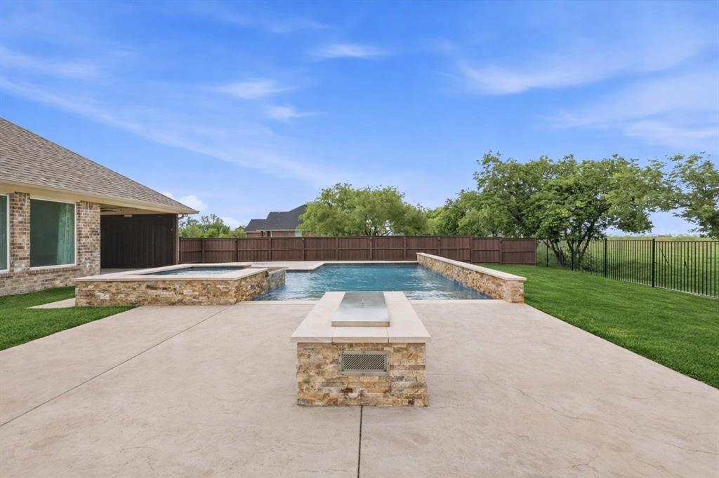Sanger, Texas, 76266, United States, 4 Bedrooms Bedrooms, ,3 BathroomsBathrooms,Residential,For Sale,2038334