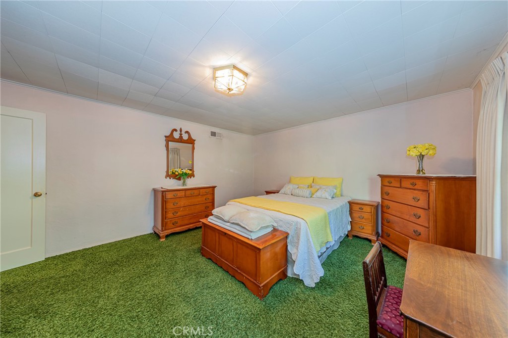 Fish Camp, California, 93623, United States, 5 Bedrooms Bedrooms, ,2 BathroomsBathrooms,Residential,For Sale,1881332