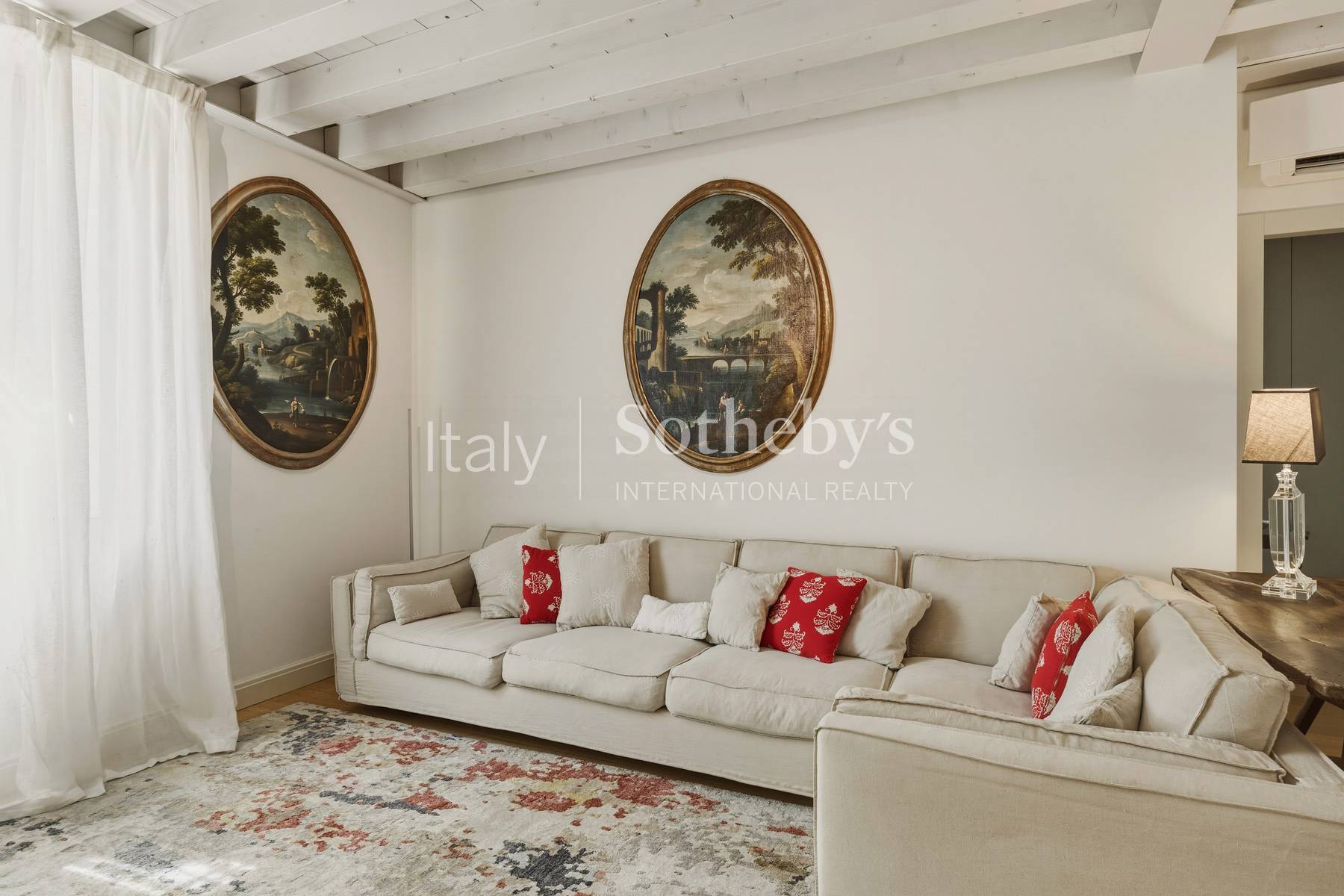  Elegant apartment with spacious balconies between the Arena and San Zeno - 物件實景