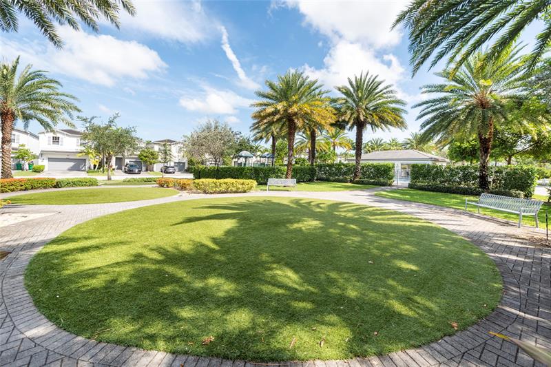 Tamarac, Florida, 33319, United States, 3 Bedrooms Bedrooms, ,3 BathroomsBathrooms,Residential,For Sale,1885492