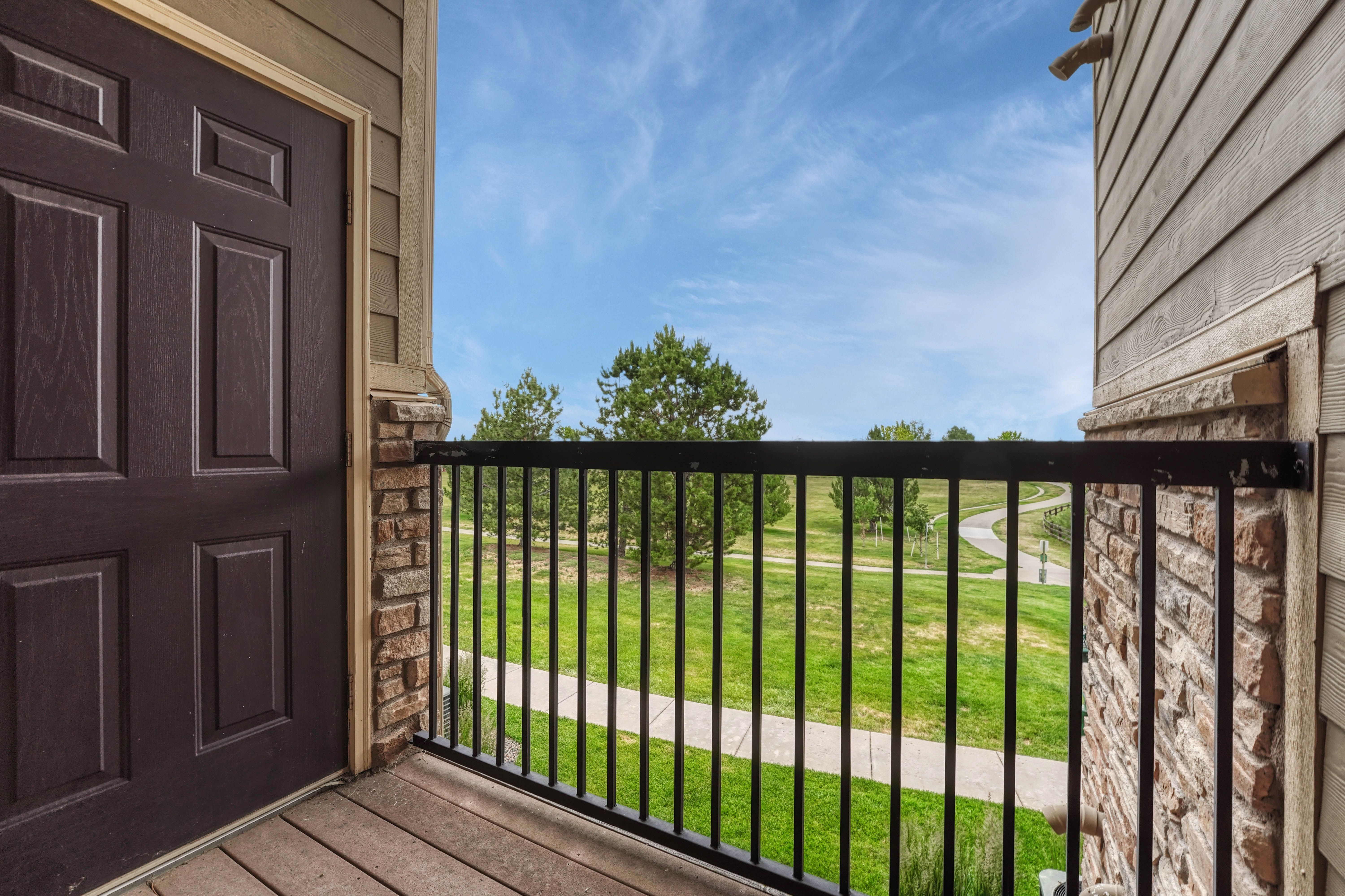  Welcome to Effortless Colorado Living in one of Parker