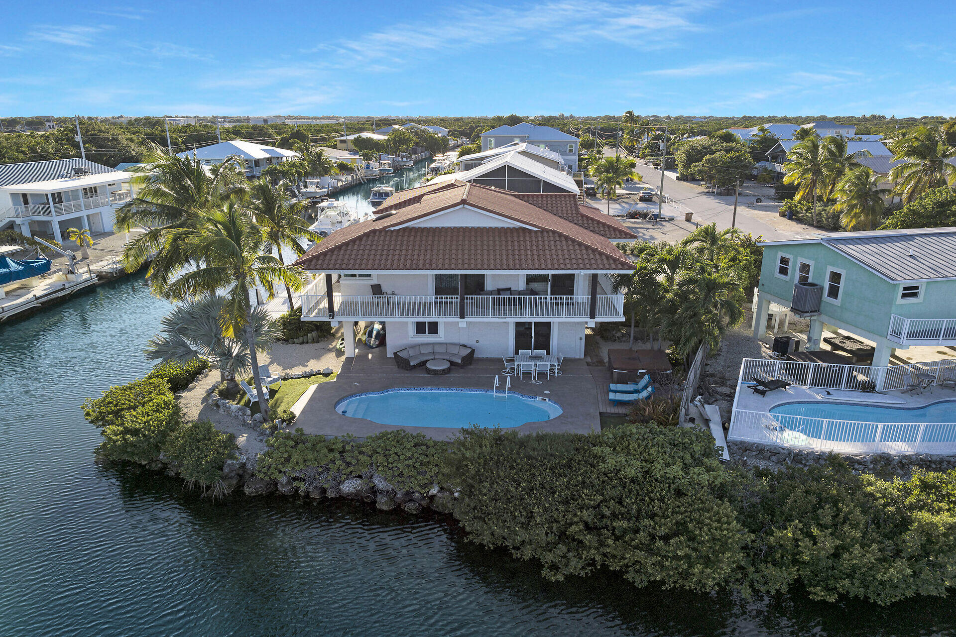 MARATHON, Florida, 33050, United States, 4 Bedrooms Bedrooms, ,3 BathroomsBathrooms,Residential,For Sale,1996240