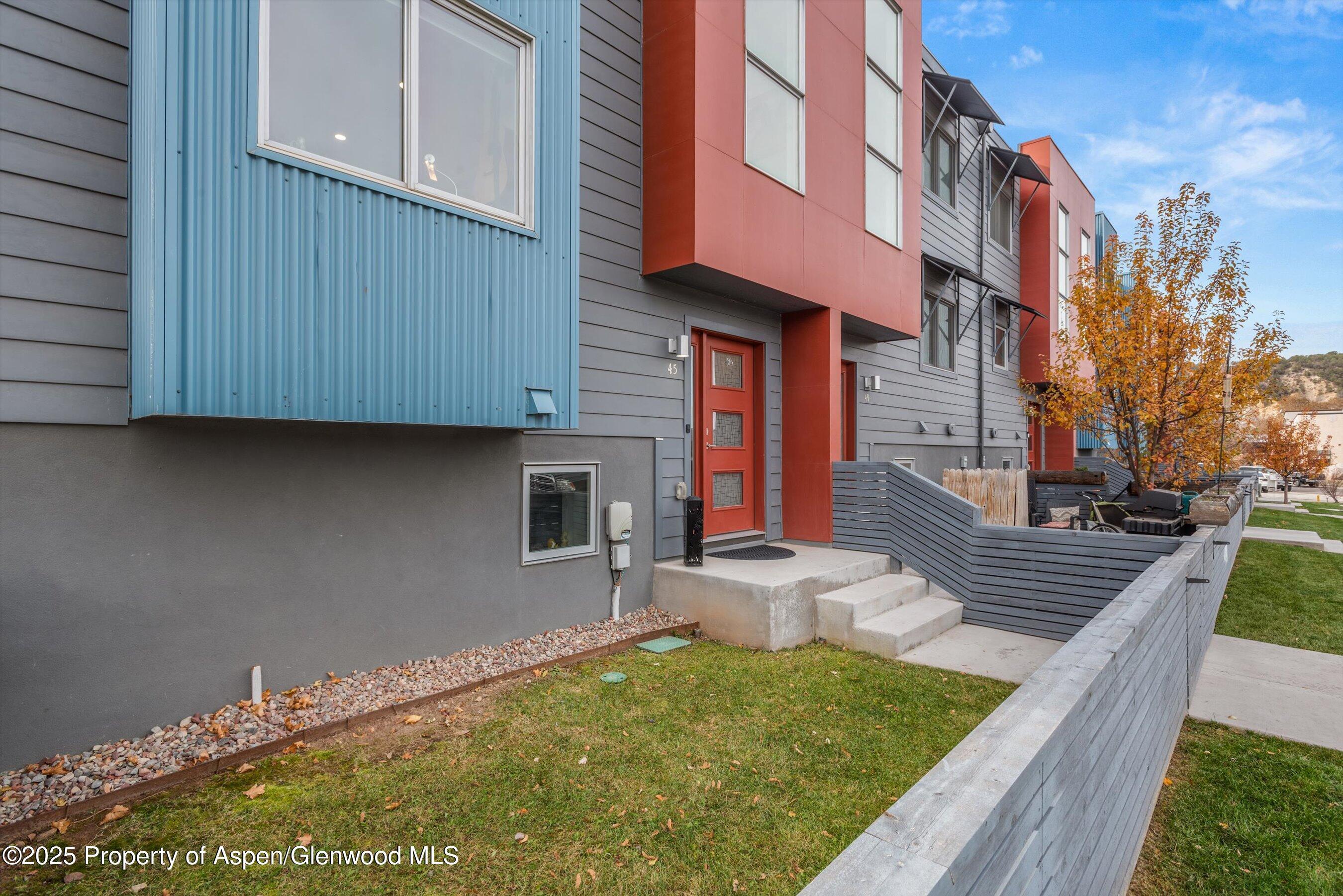 Carbondale, Colorado, 81623, United States, 3 Bedrooms Bedrooms, ,3 BathroomsBathrooms,Residential,For Sale,1989152