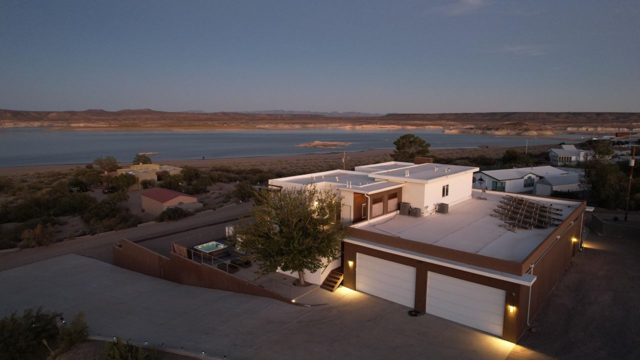 Elephant Butte, New Mexico, 87935, United States, 4 Bedrooms Bedrooms, ,4 BathroomsBathrooms,Residential,For Sale,1949641