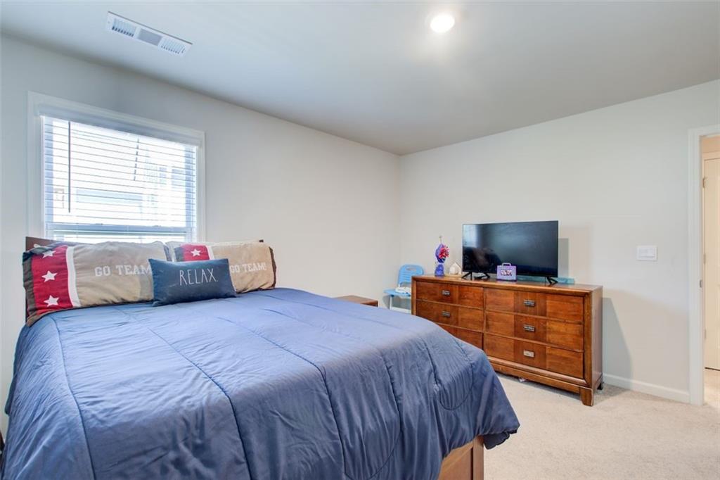 Acworth, Georgia, 30101, United States, 6 Bedrooms Bedrooms, ,4 BathroomsBathrooms,Residential,For Sale,1828453