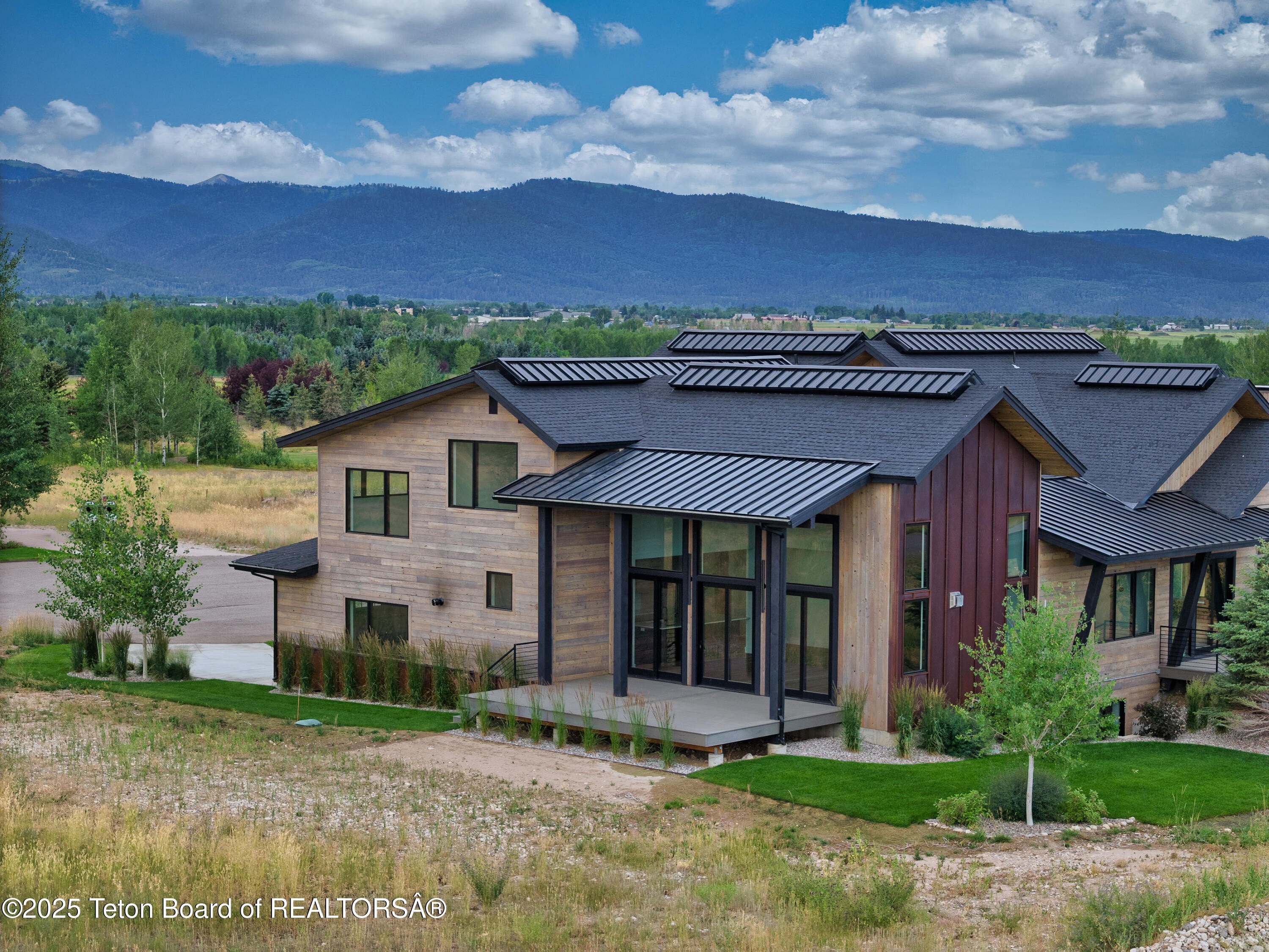 Victor, Idaho, 83455, United States, 4 Bedrooms Bedrooms, ,4 BathroomsBathrooms,Residential,For Sale,1979120