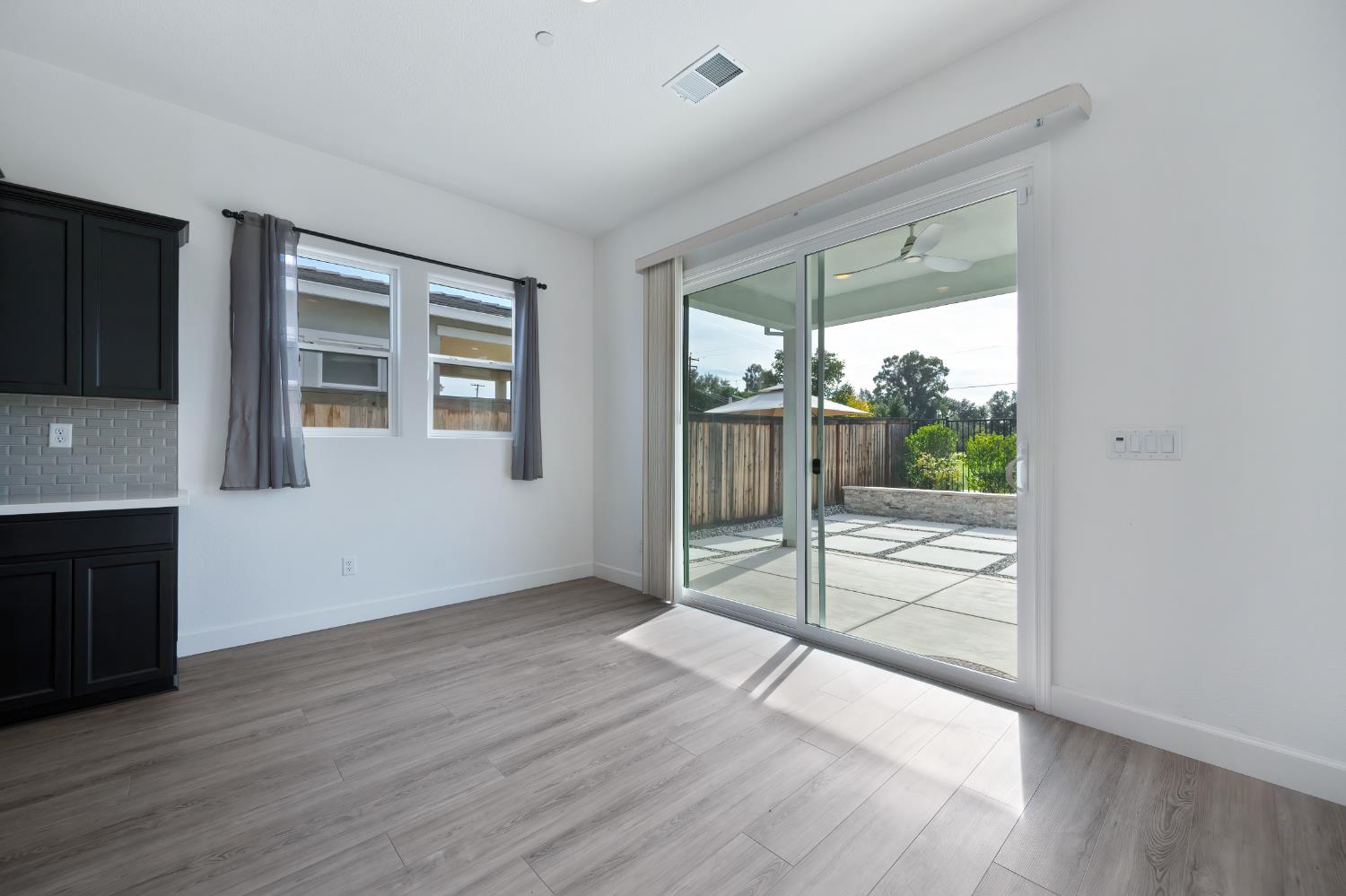 Roseville, California, 95747, United States, 4 Bedrooms Bedrooms, ,4 BathroomsBathrooms,Residential,For Sale,1992933