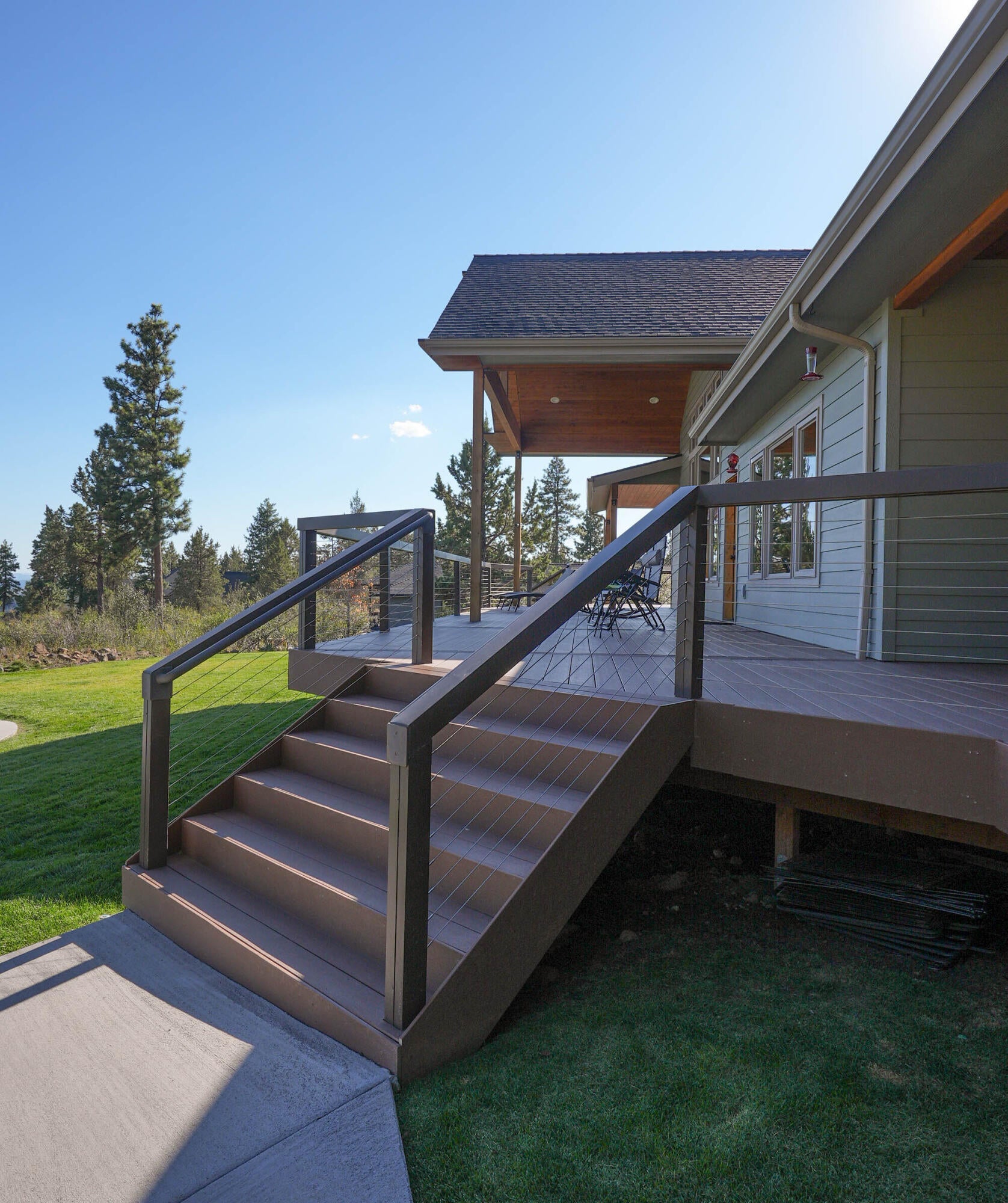 Klamath Falls, Oregon, 97601, United States, 3 Bedrooms Bedrooms, ,4 BathroomsBathrooms,Residential,For Sale,1940970