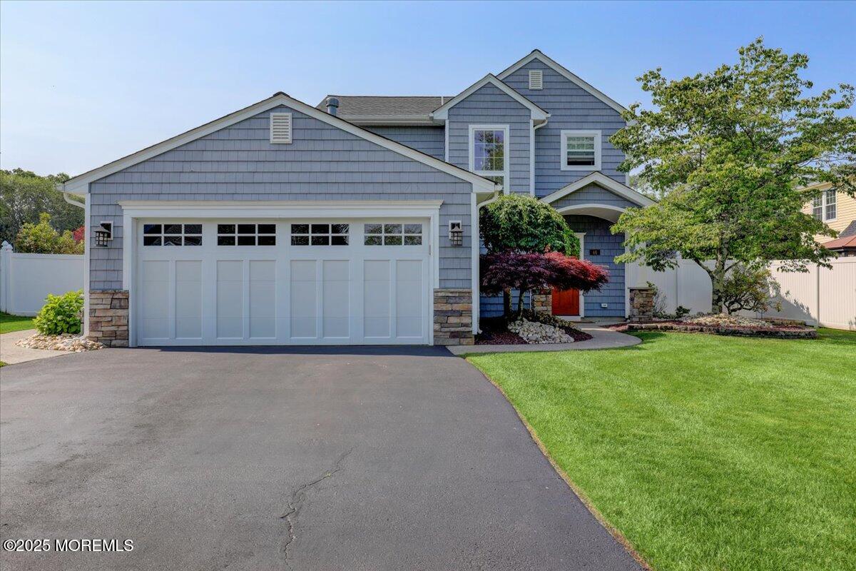 Howell, New Jersey, 07731, United States, 3 Bedrooms Bedrooms, ,3 BathroomsBathrooms,Residential,For Sale,1921705